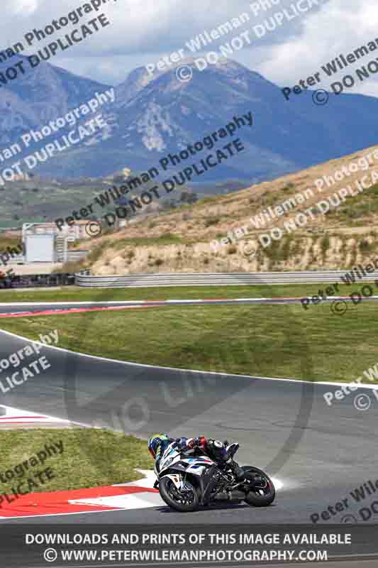 cadwell no limits trackday;cadwell park;cadwell park photographs;cadwell trackday photographs;enduro digital images;event digital images;eventdigitalimages;navarra;no limits trackdays;peter wileman photography;racing digital images;trackday digital images;trackday photos